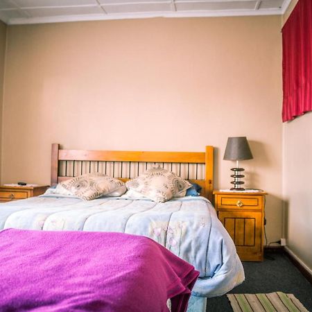 Hostal Chiloe Hostel Punta Arenas Buitenkant foto