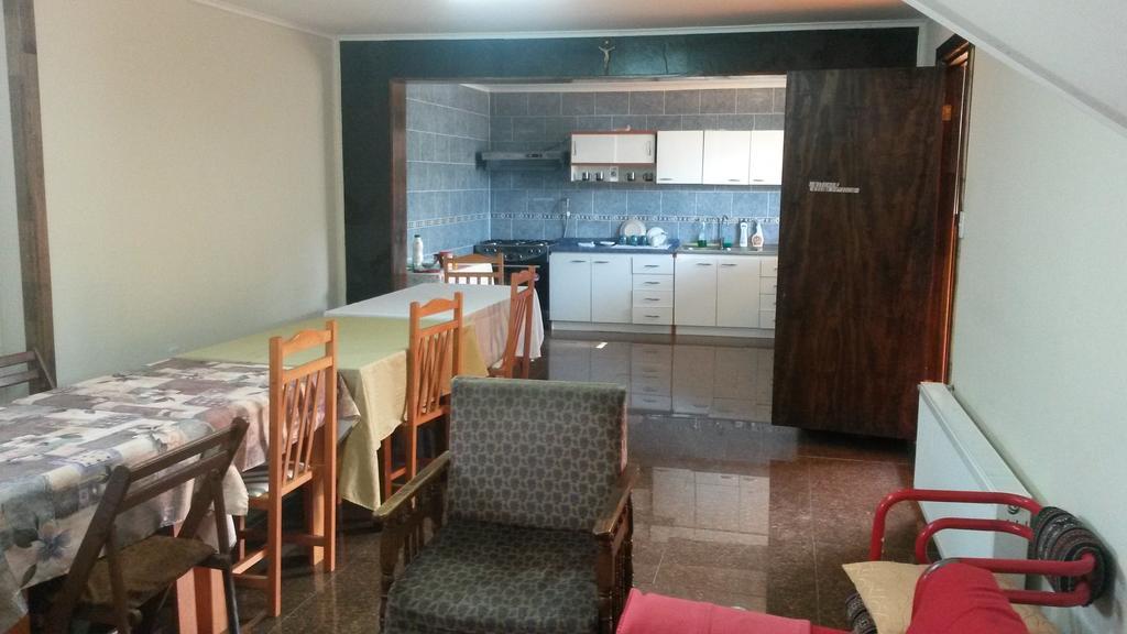Hostal Chiloe Hostel Punta Arenas Buitenkant foto