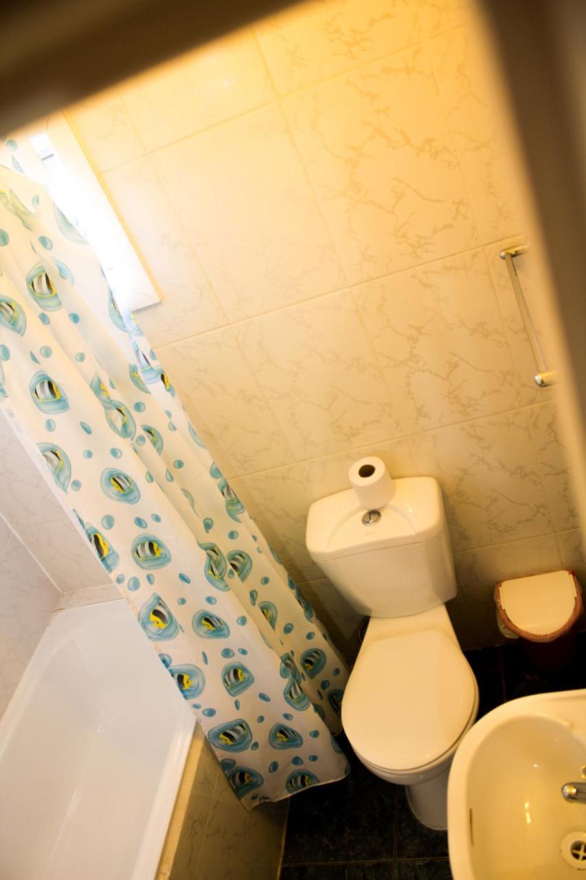 Hostal Chiloe Hostel Punta Arenas Buitenkant foto